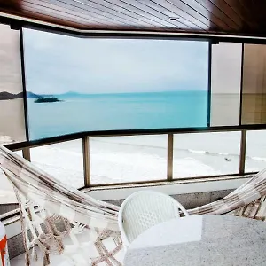 apartamento-balneario-camboriu-frente-mar.santa-catarina-brasil.com/